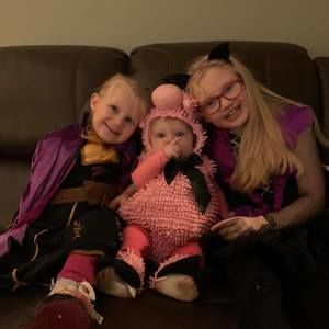 Meet your Posher, Jillian